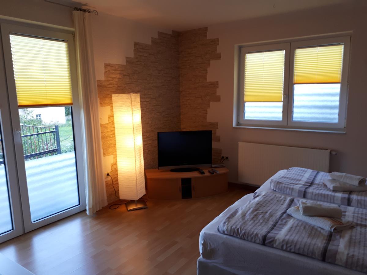 Pension Zum Faesschen Raben Steinfeld Esterno foto